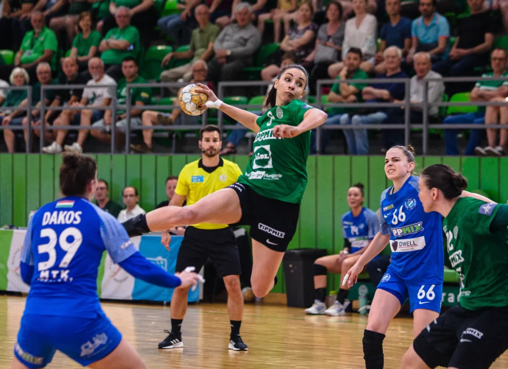 Női_kézilabda_FTC-MTK.3